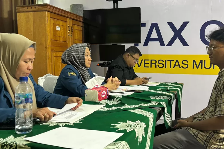 Seleksi S2 Manajemen FEB Unismuh Luwuk Banggai: Calon Mahasiswa Baru Ikuti Tes Wawancara